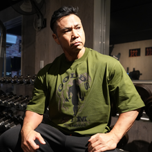 画像をギャラリービューアに読み込む, GOLD'S GYM × IRON NERVE COLLABORATION T-SHIRTS JURASSIC EDITION