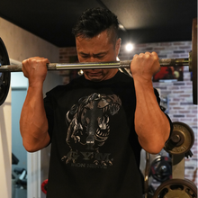 画像をギャラリービューアに読み込む, GOLD&#39;S GYM × IRON NERVE COLLABORATION T-SHIRTS JURASSIC EDITION
